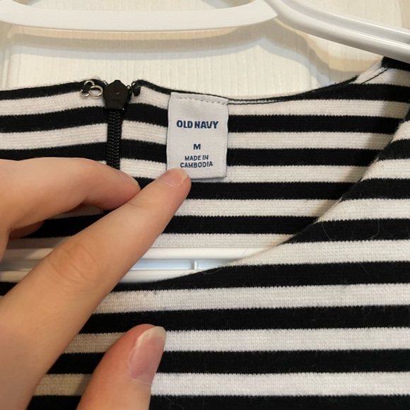 Black and white striped dress - Picture 3 of 3